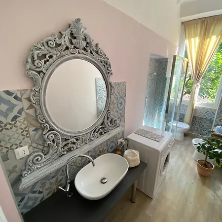 Officina Scrittoria Apartamento *