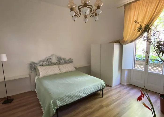 Officina Scrittoria Apartment *